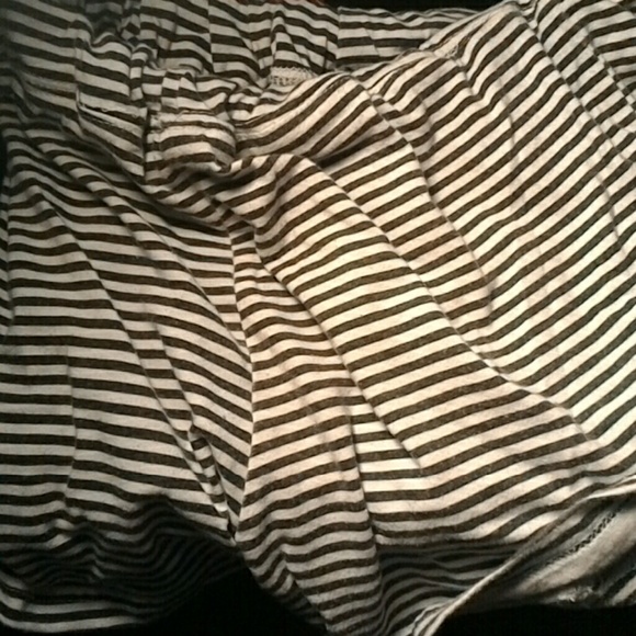 Shorts - Picture 2 of 2